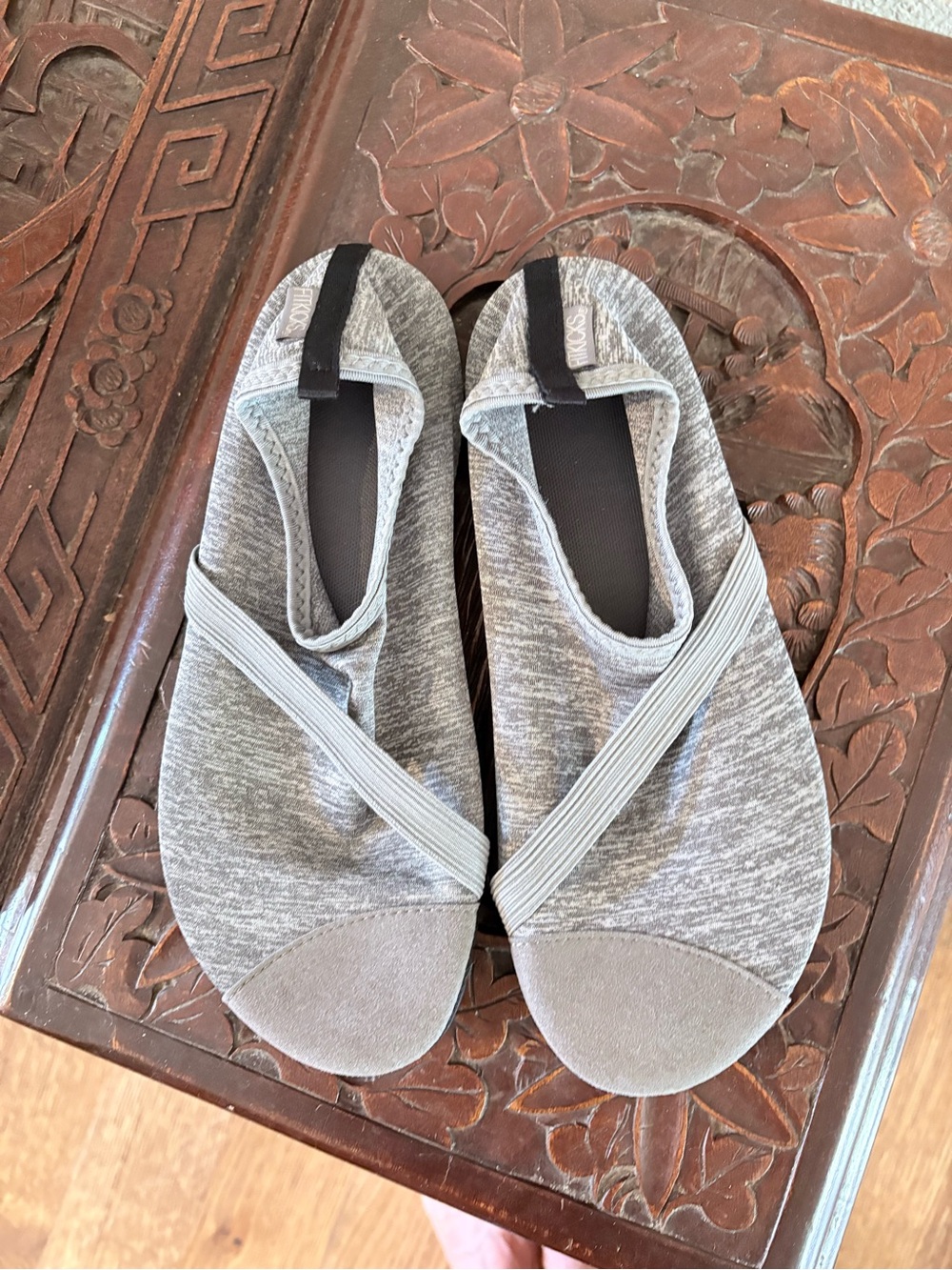 Fitkicks Women's Gray Slip-On Yoga/Pilates shoes
